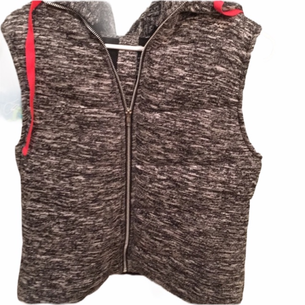 NWT Miss Chievous soft thick vest hood zip  L
